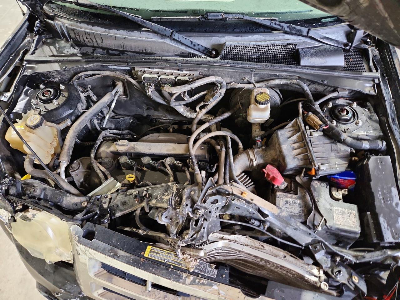 2010 Ford Escape Xls Черный vin: 1FMCU0C75AKD23505