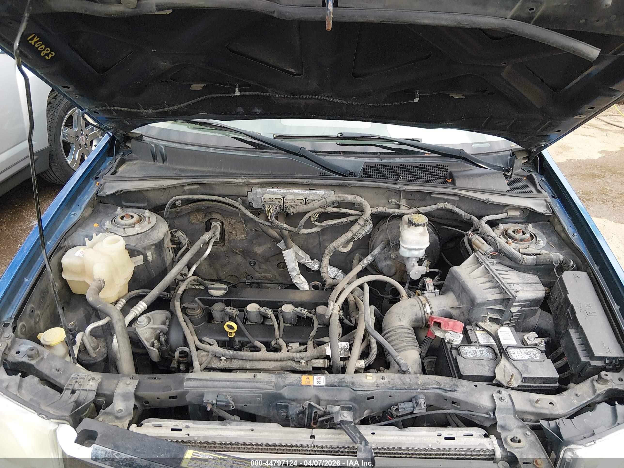2011 Ford Escape Xls Blue vin: 1FMCU0C75BKA74379