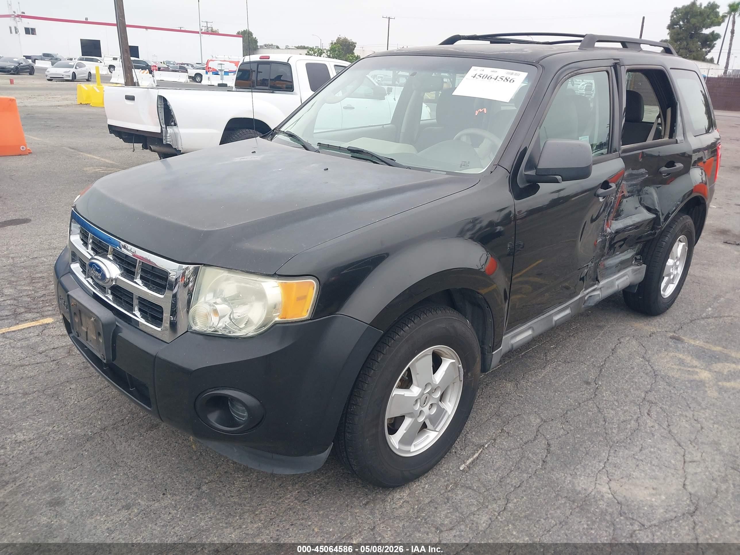 2011 Ford Escape Xls Black vin: 1FMCU0C75BKB33947