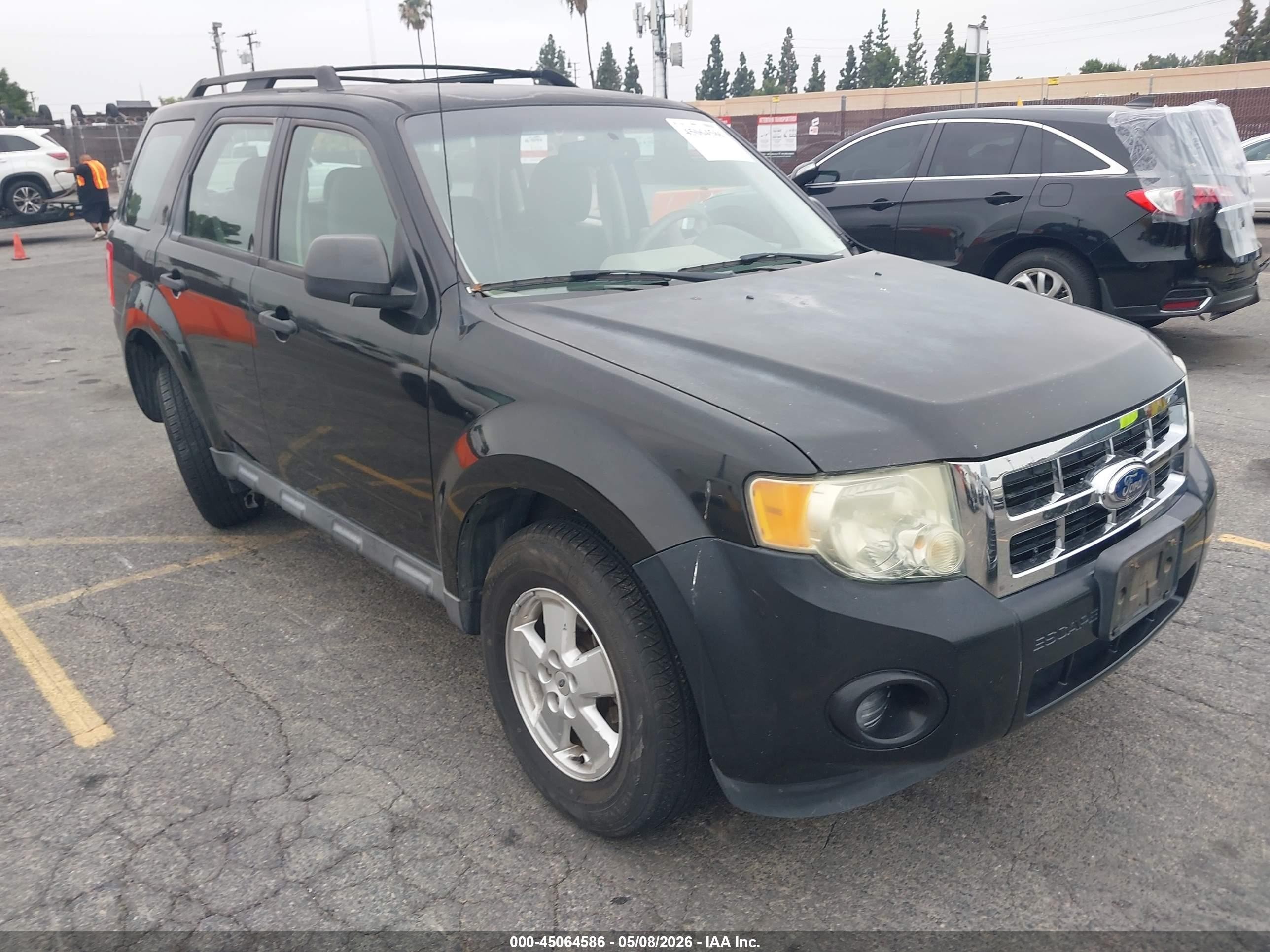 2011 Ford Escape Xls Black vin: 1FMCU0C75BKB33947