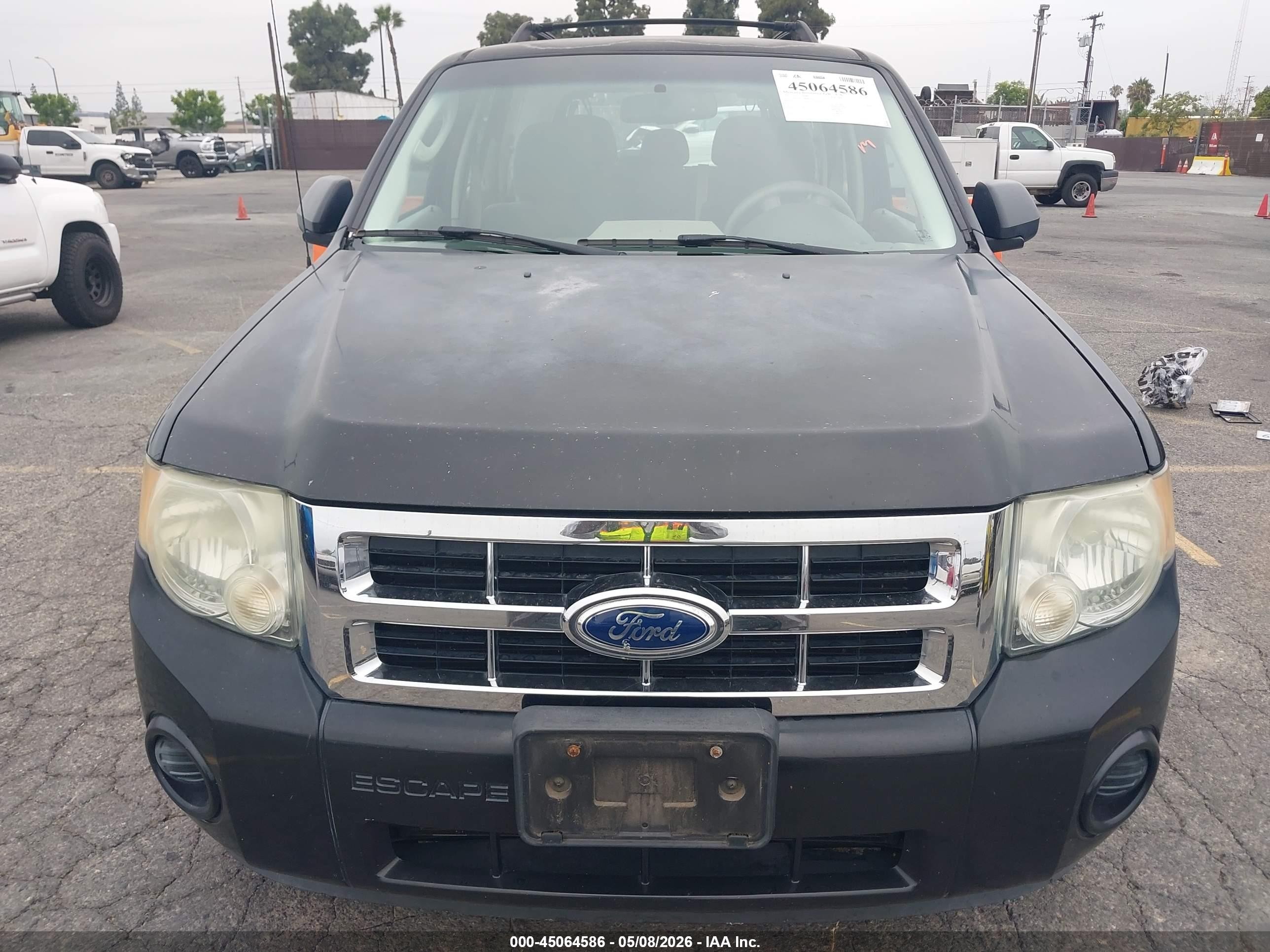 2011 Ford Escape Xls Black vin: 1FMCU0C75BKB33947