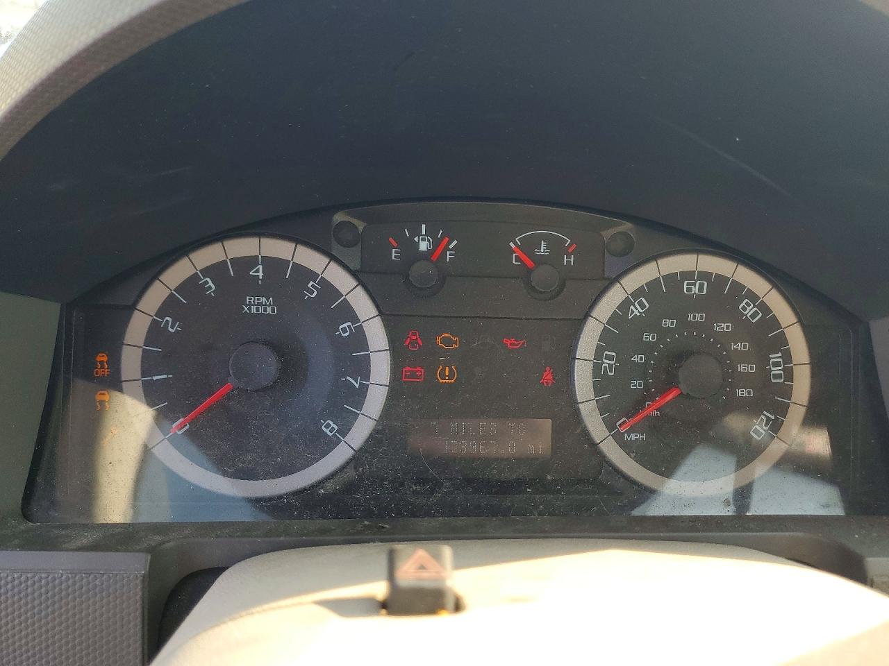 2011 Ford Escape Xls Серебряный vin: 1FMCU0C75BKC21882