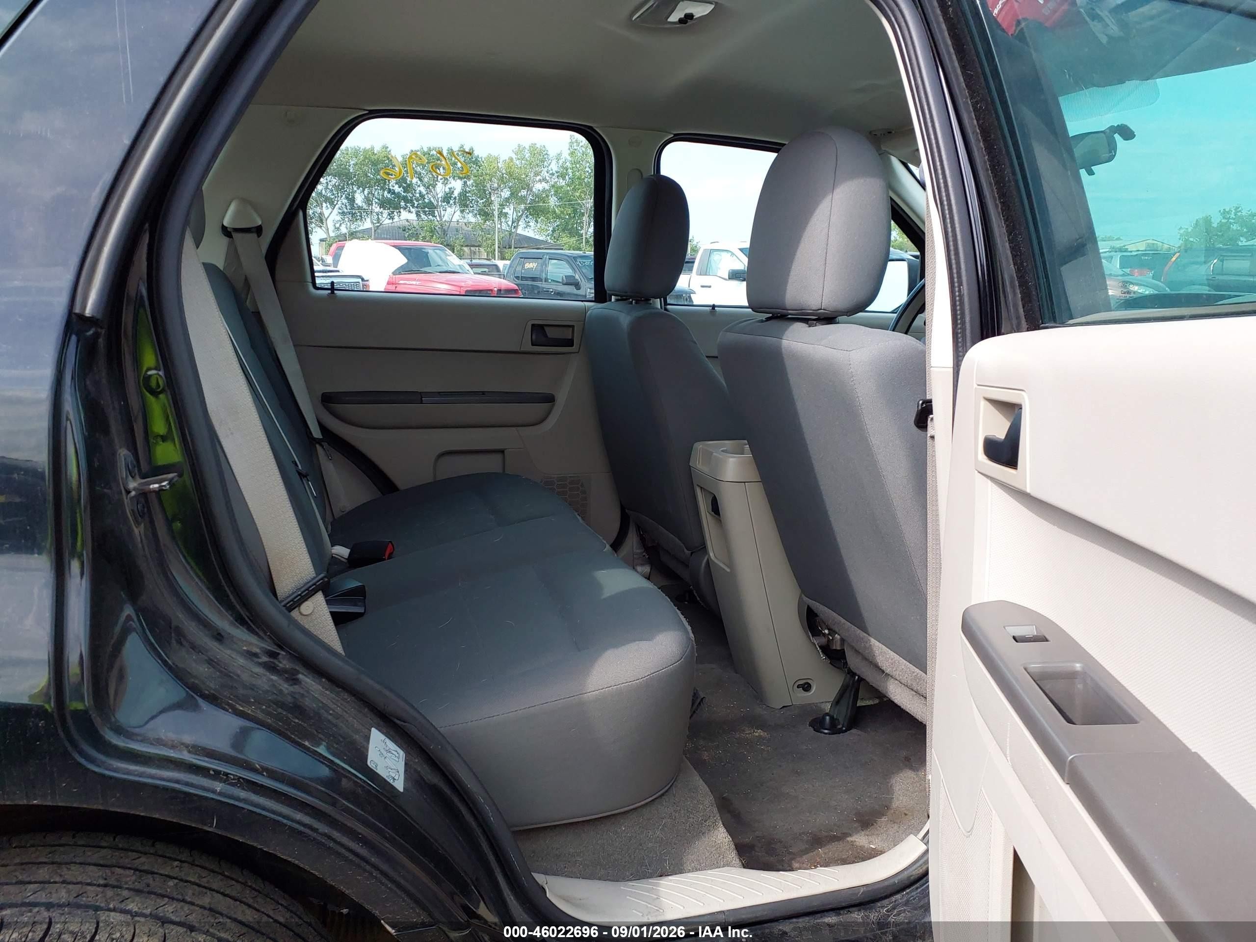 2012 Ford Escape Xls Black vin: 1FMCU0C75CKC15419