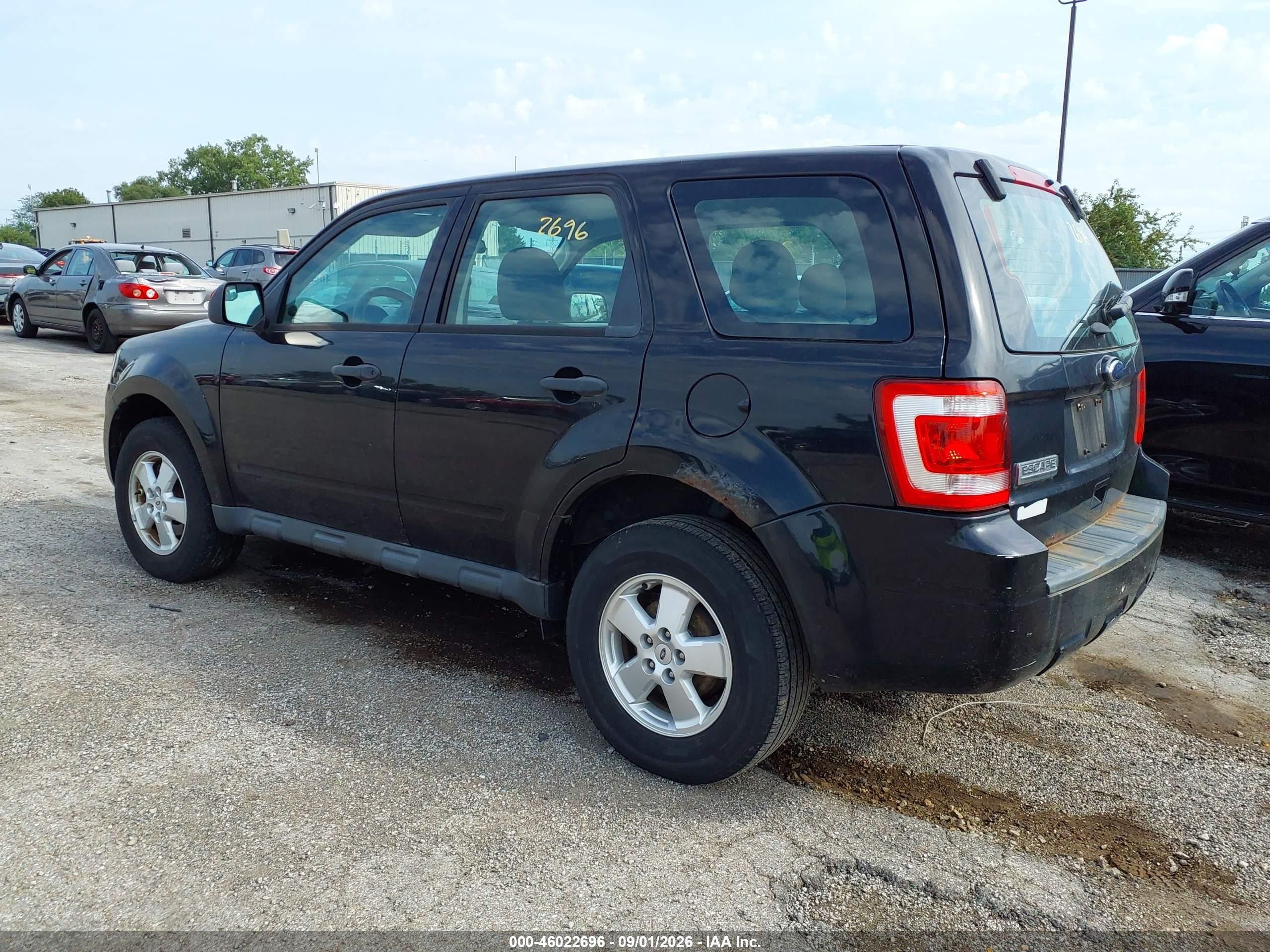 2012 Ford Escape Xls Black vin: 1FMCU0C75CKC15419