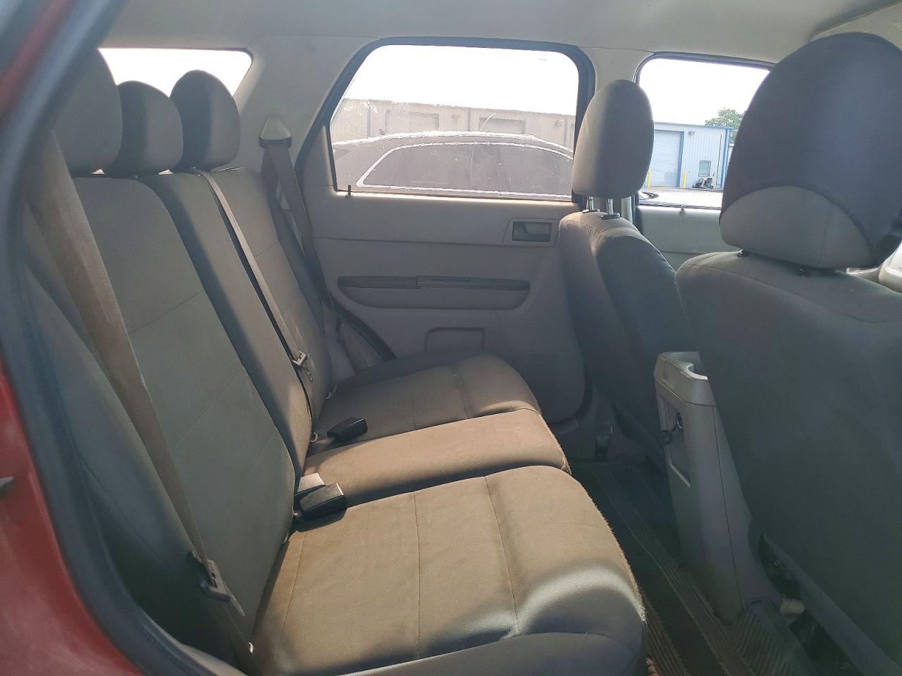 2010 Ford Escape Xls Burgundy vin: 1FMCU0C76AKC63783