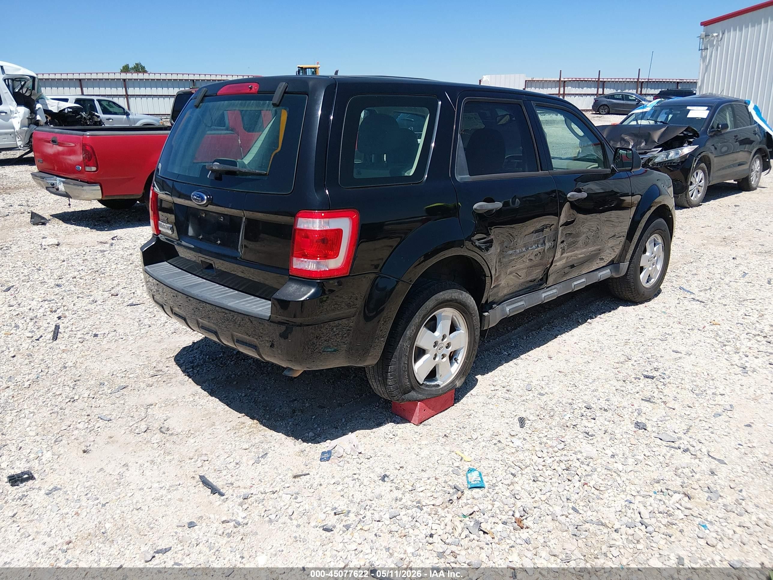 2010 Ford Escape Xls Black vin: 1FMCU0C76AKD42578