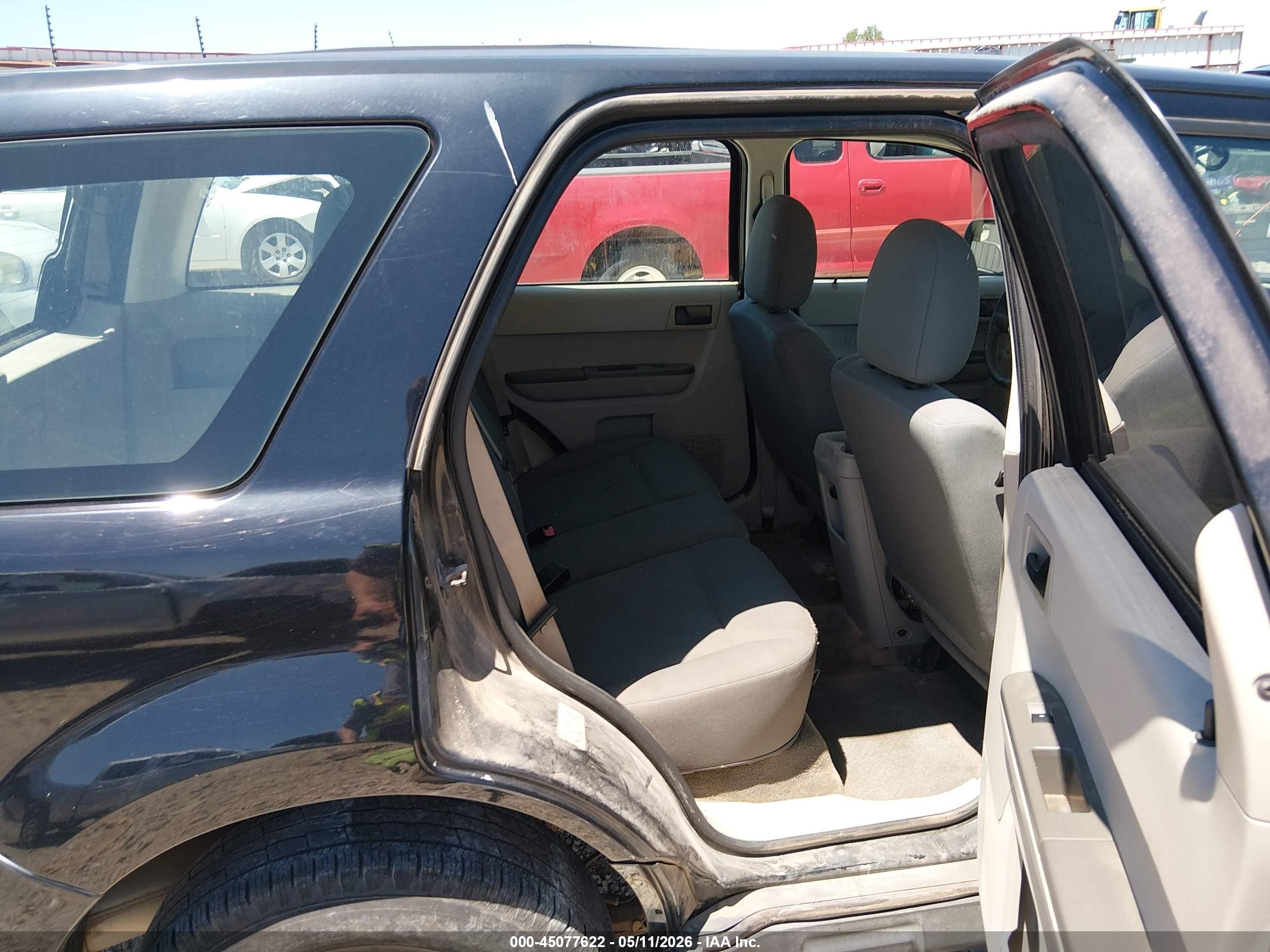 2010 Ford Escape Xls Black vin: 1FMCU0C76AKD42578
