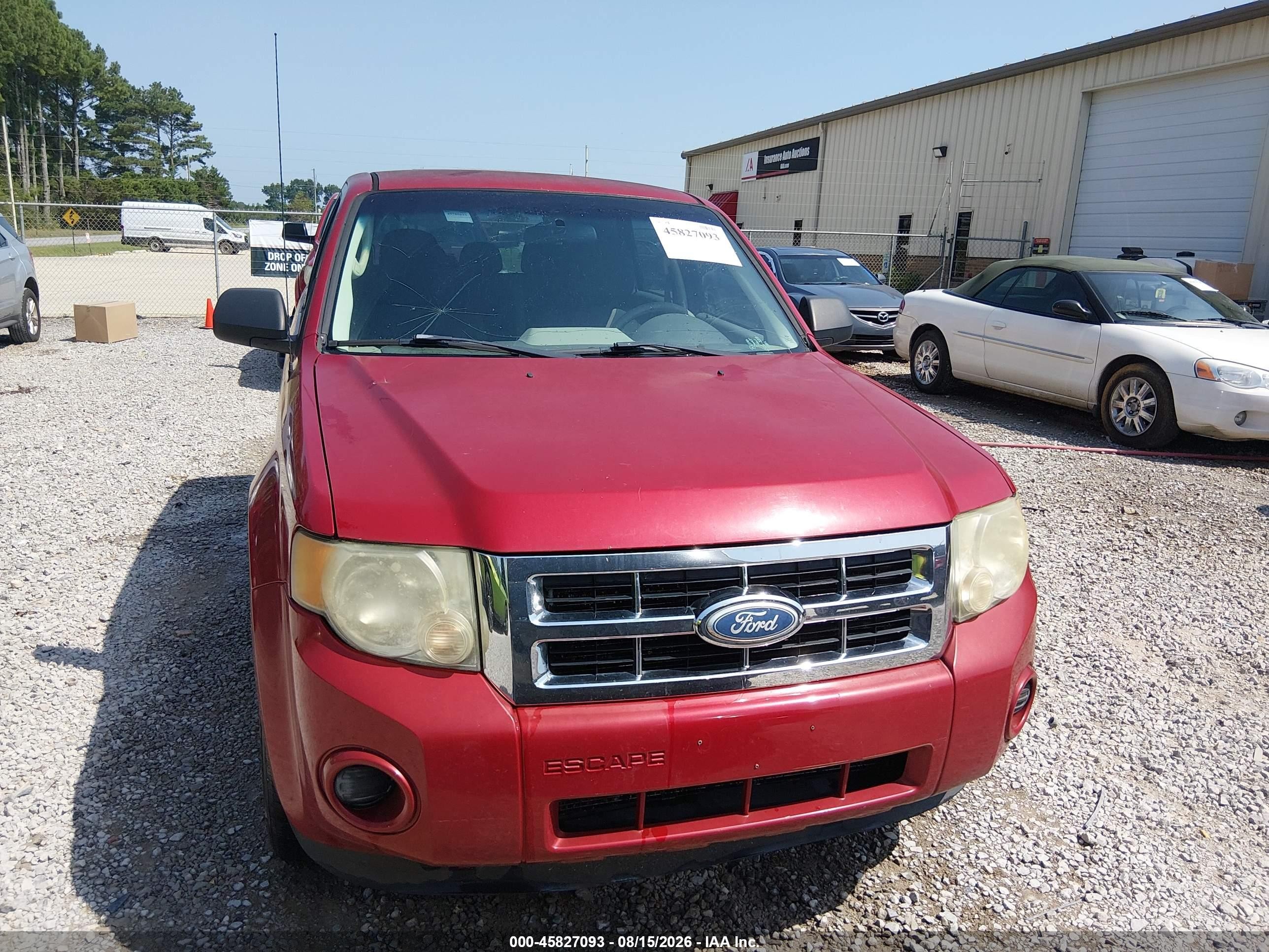 2011 Ford Escape Xls Red vin: 1FMCU0C76BKA33016