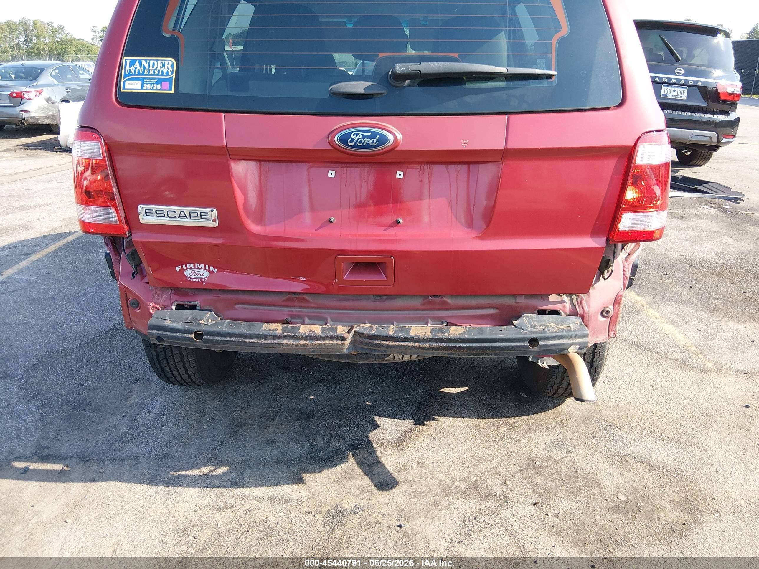 2012 Ford Escape Xls Red vin: 1FMCU0C76CKA98529