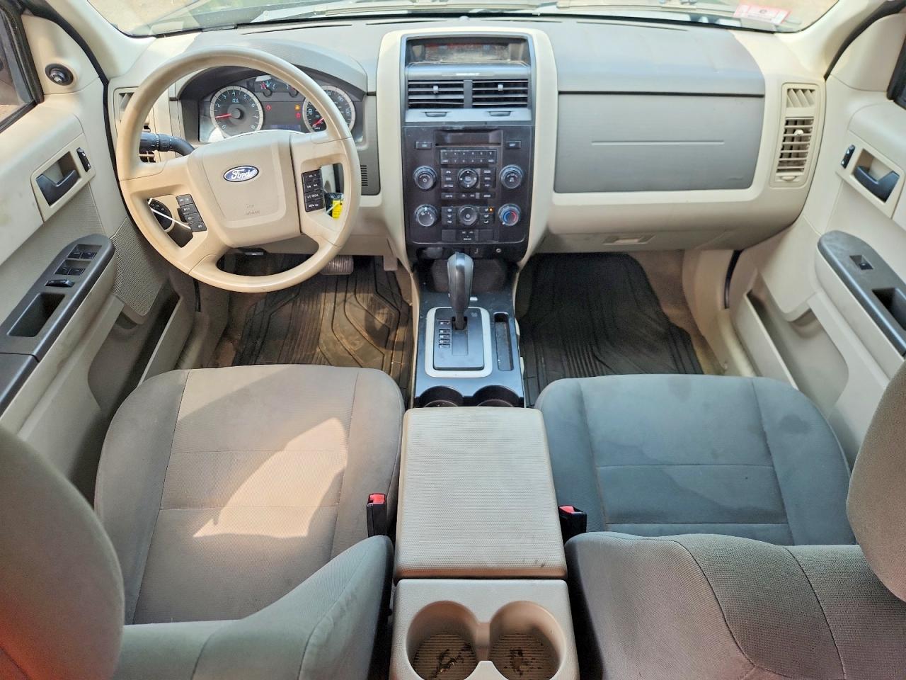 2012 Ford Escape Xls Black vin: 1FMCU0C76CKB09285