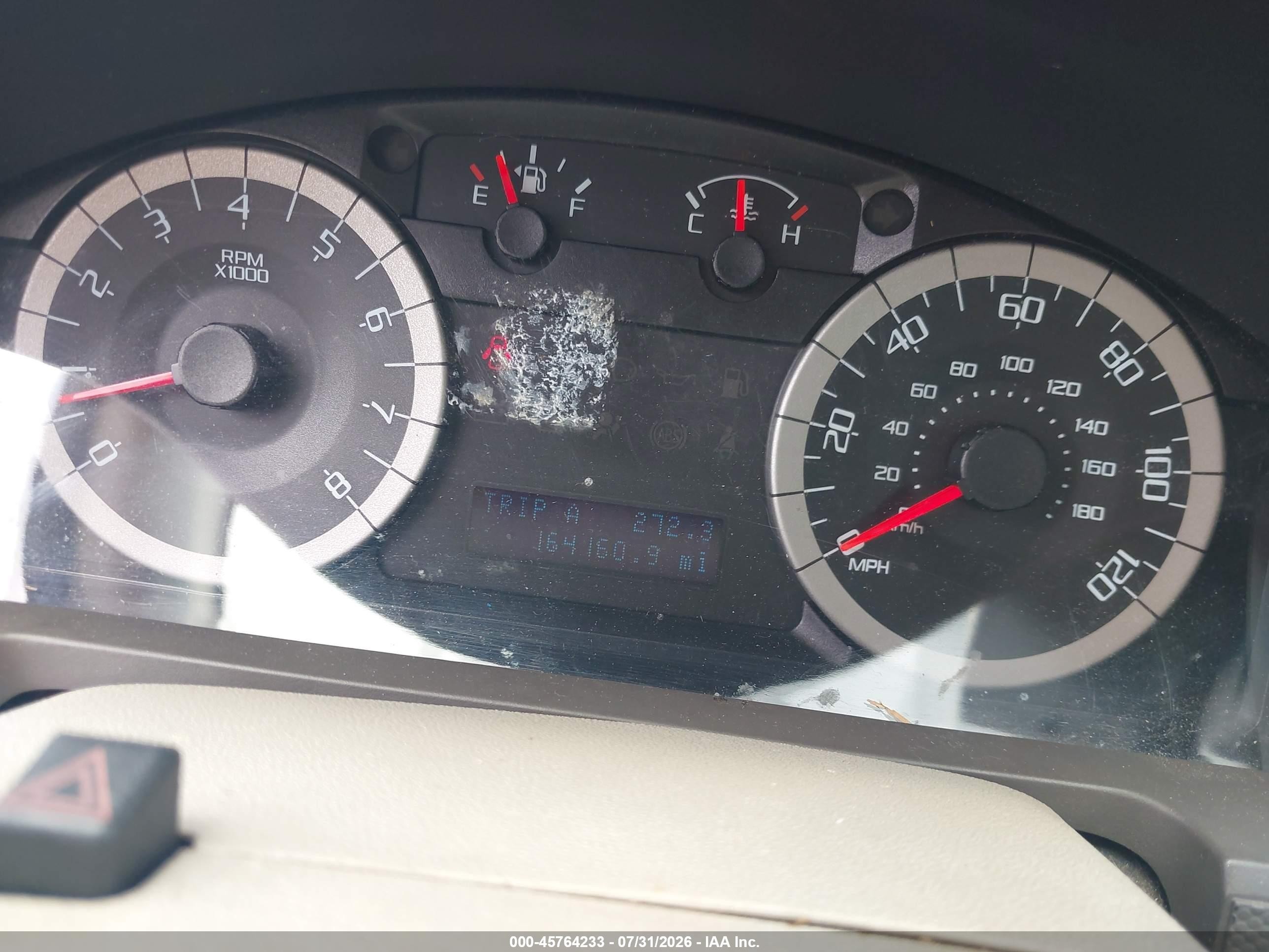2012 Ford Escape Xls White vin: 1FMCU0C76CKB10002