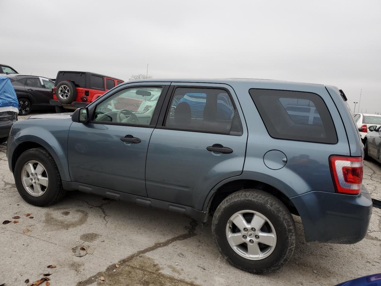2012 Ford Escape Xls Blue vin: 1FMCU0C76CKB11098