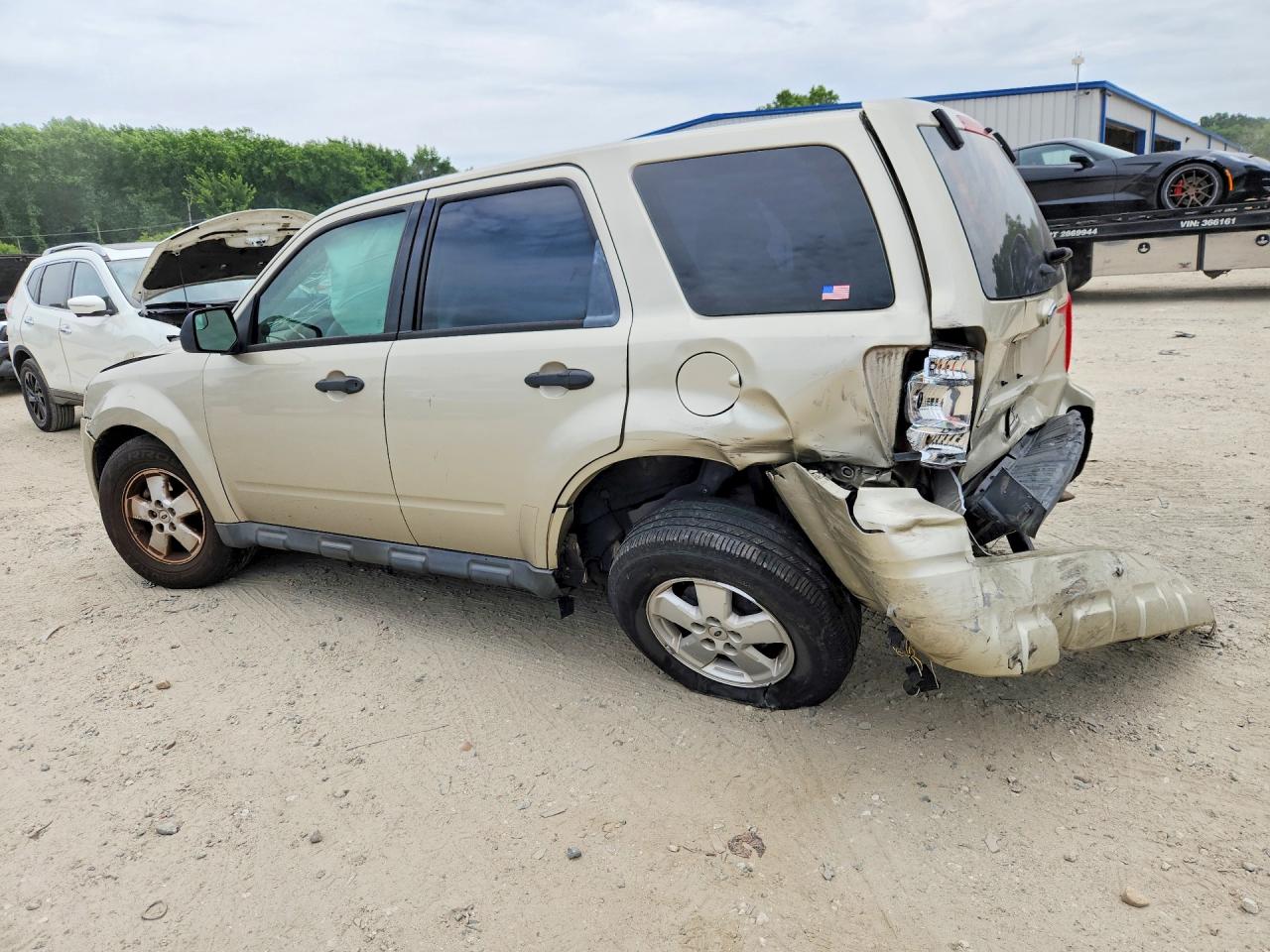 2012 Ford Escape Xls Gold vin: 1FMCU0C76CKB27348