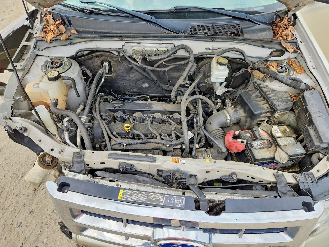 2012 Ford Escape Xls Gold vin: 1FMCU0C76CKB27348