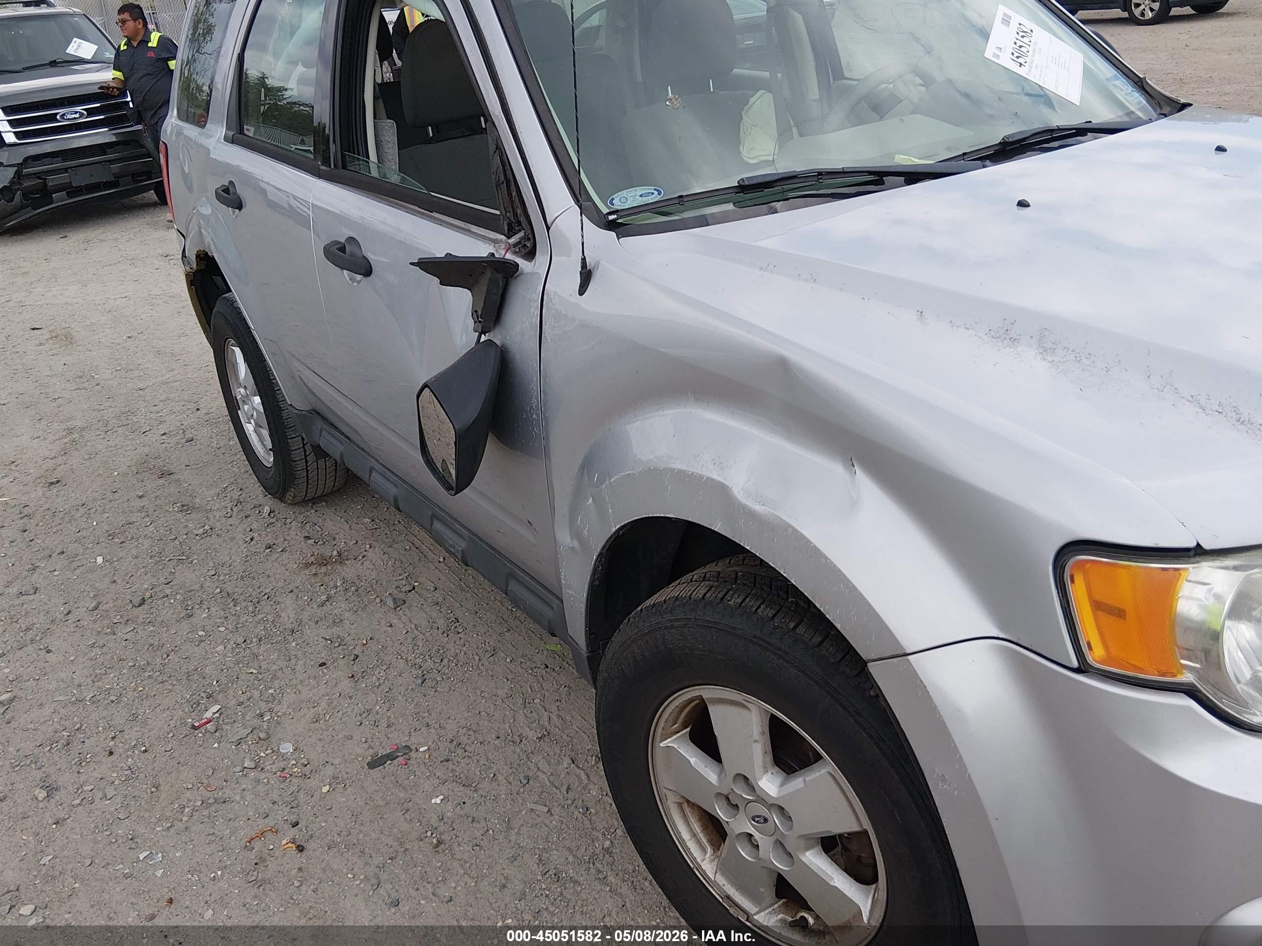 2012 Ford Escape Xls Silver vin: 1FMCU0C76CKC12707