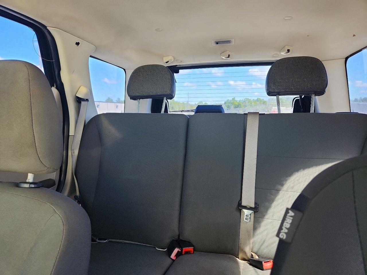 2012 Ford Escape Xls White vin: 1FMCU0C76CKC69652