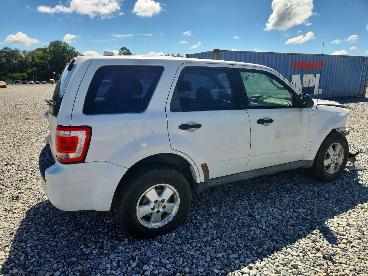 2012 Ford Escape Xls White vin: 1FMCU0C76CKC69652