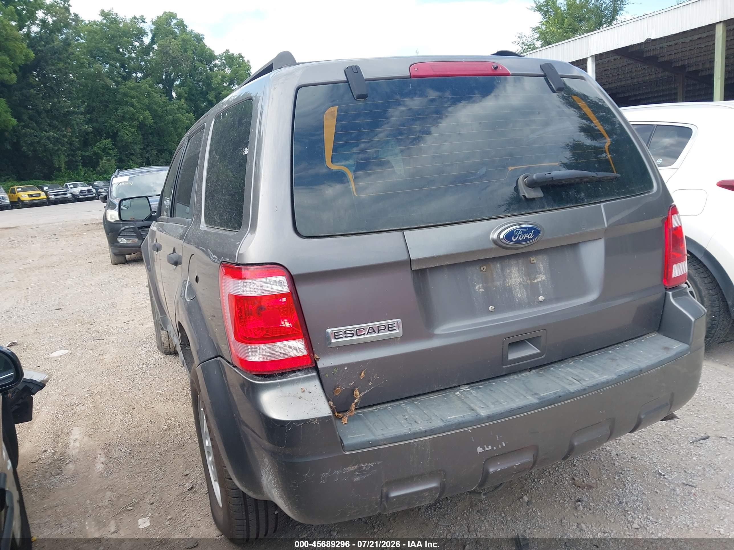 2010 Ford Escape Xls Gray vin: 1FMCU0C77AKC49570