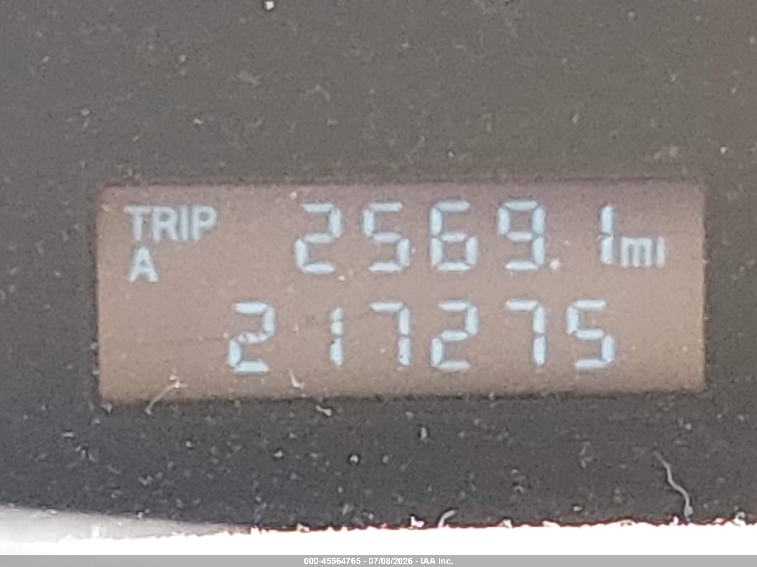 2010 Ford Escape Xls Silver vin: 1FMCU0C77AKD21769