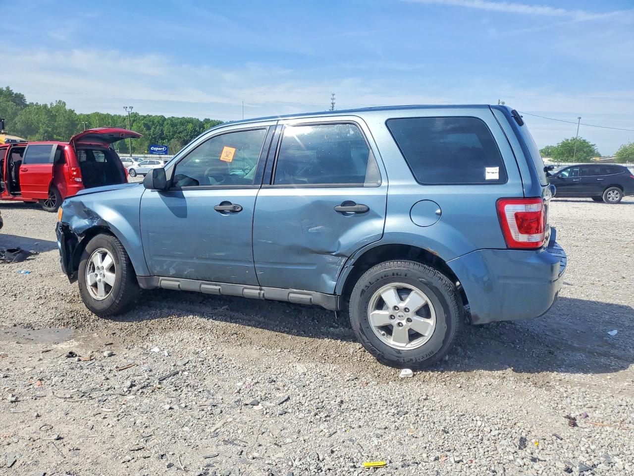 2011 Ford Escape Xls Blue vin: 1FMCU0C77BKB02330