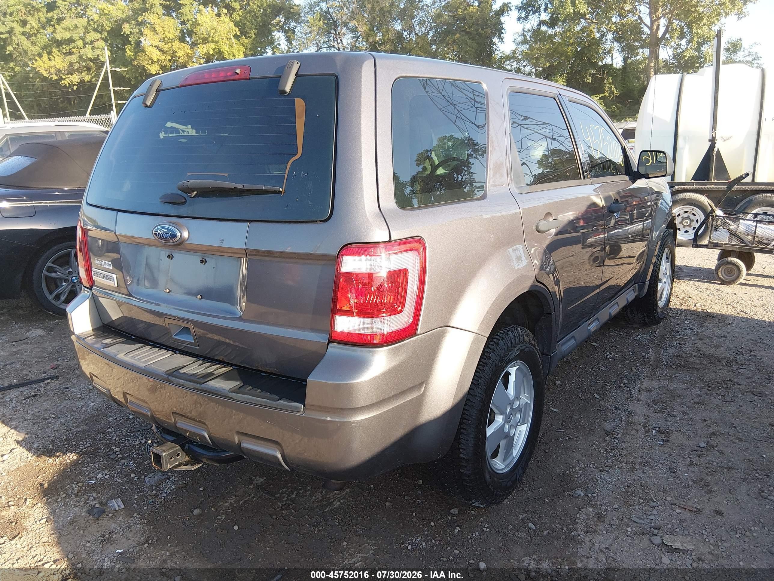 2012 Ford Escape Xls Gray vin: 1FMCU0C77CKA04934