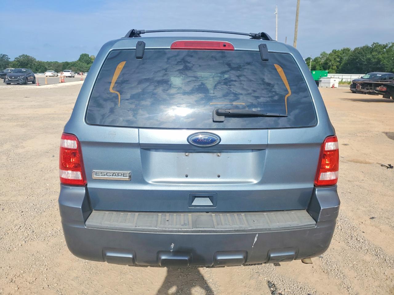 2010 Ford Escape Xls Teal vin: 1FMCU0C78AKB09558