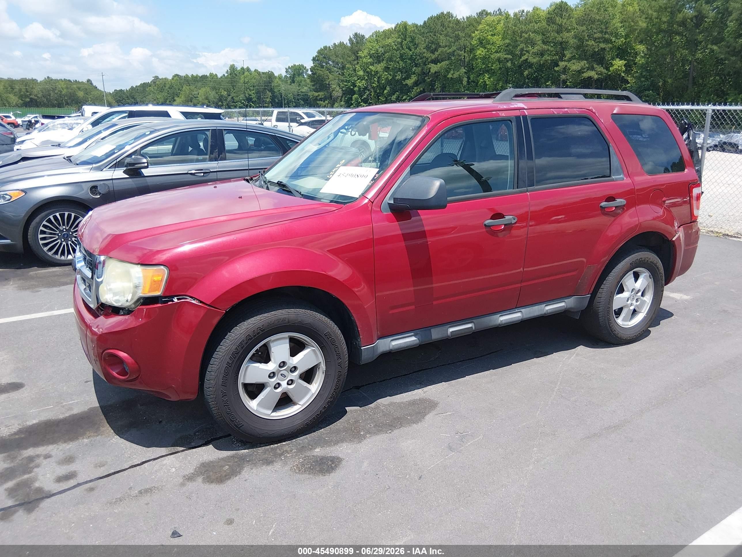 2010 Ford Escape Xls Red vin: 1FMCU0C78AKC64160