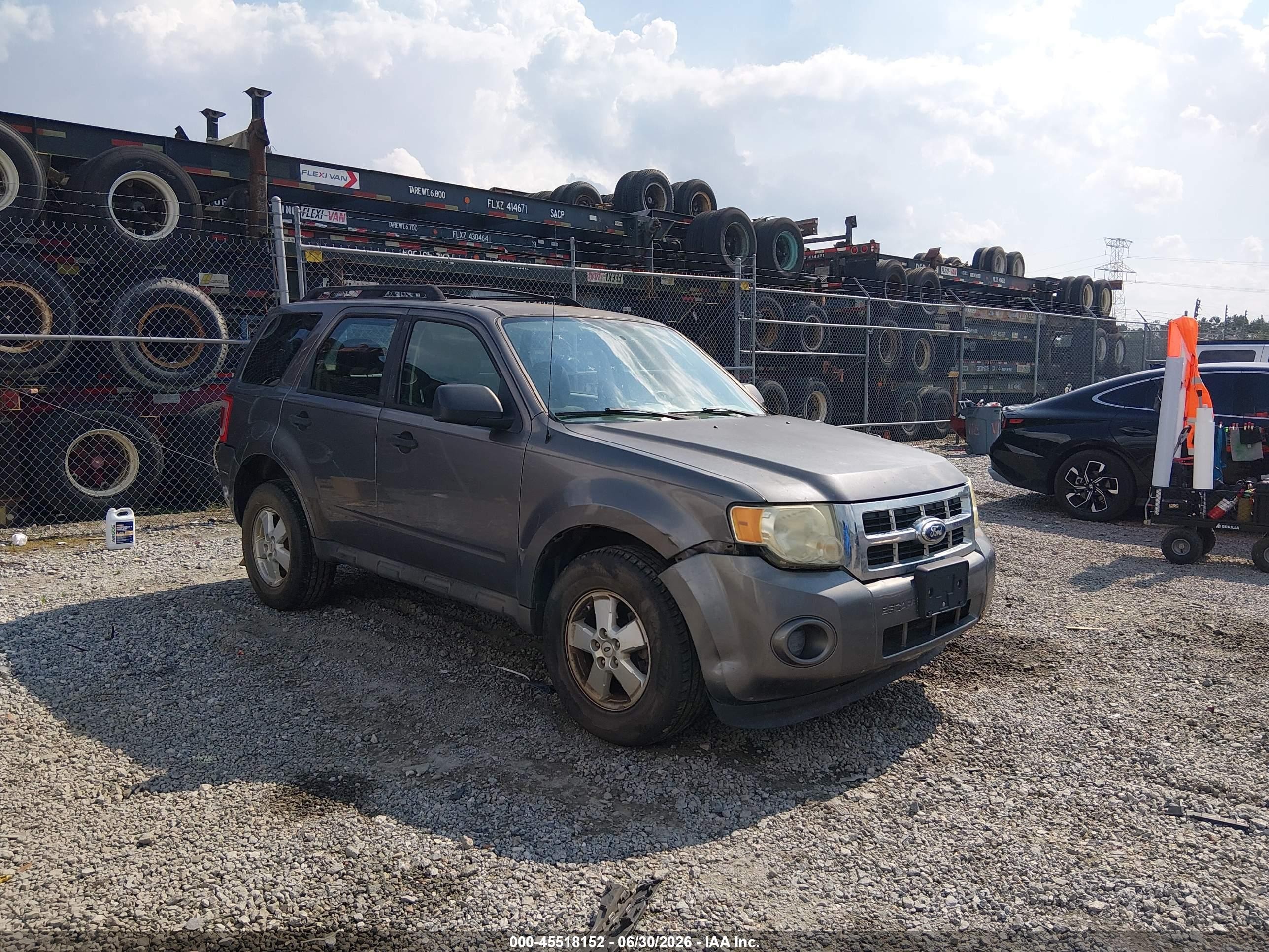2010 Ford Escape Xls Gray vin: 1FMCU0C78AKD04740