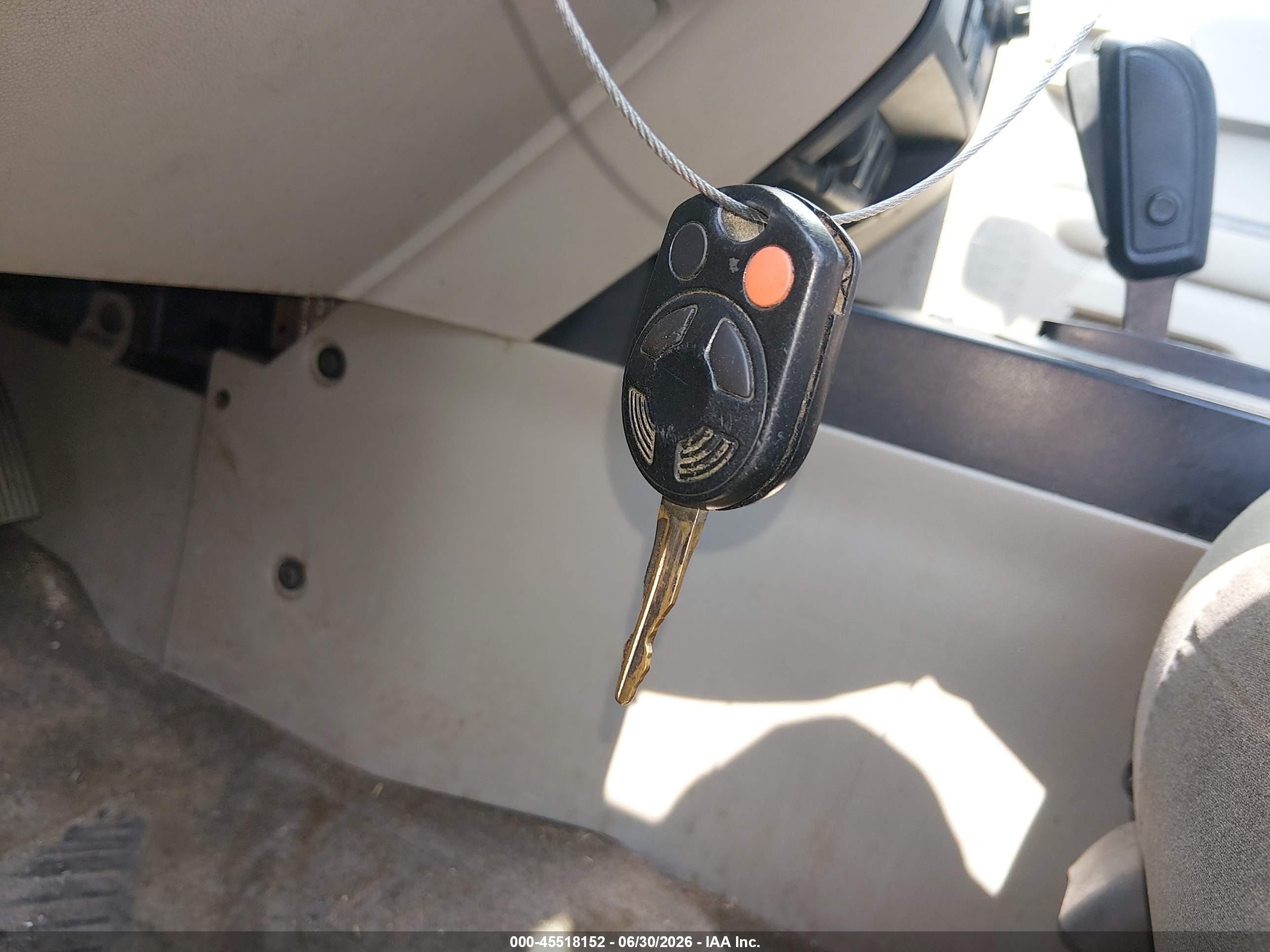 2010 Ford Escape Xls Gray vin: 1FMCU0C78AKD04740