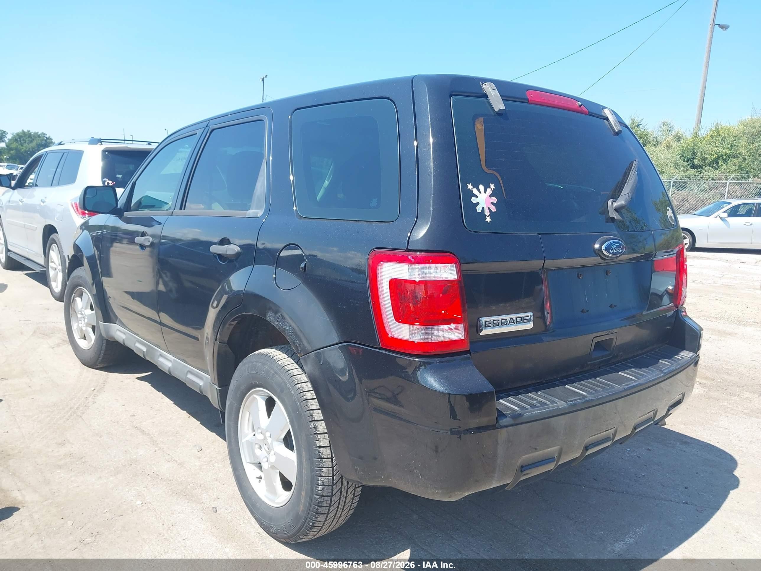 2011 Ford Escape Xls Black vin: 1FMCU0C78BKA48410