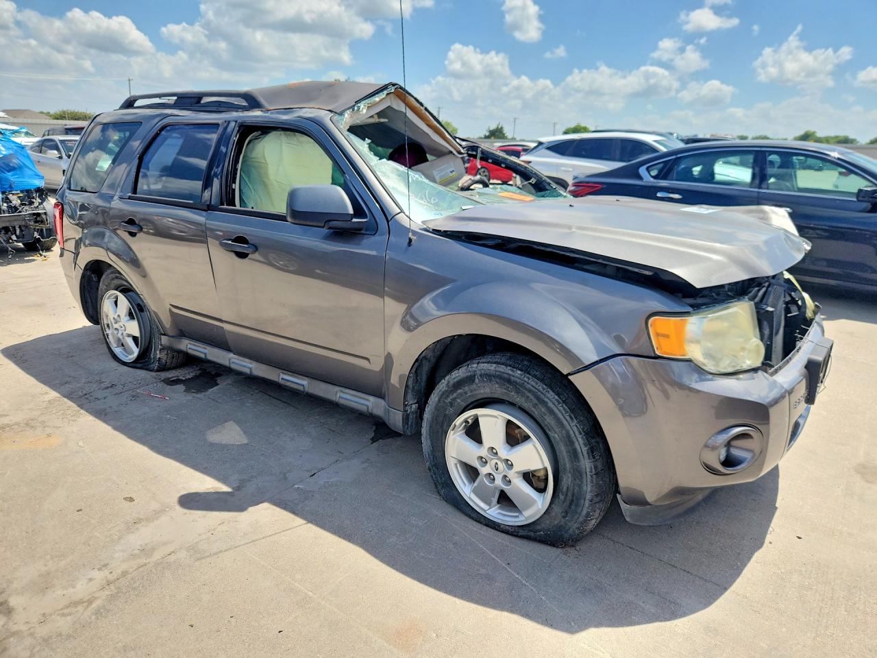 2011 Ford Escape Xls Gray vin: 1FMCU0C78BKB59071