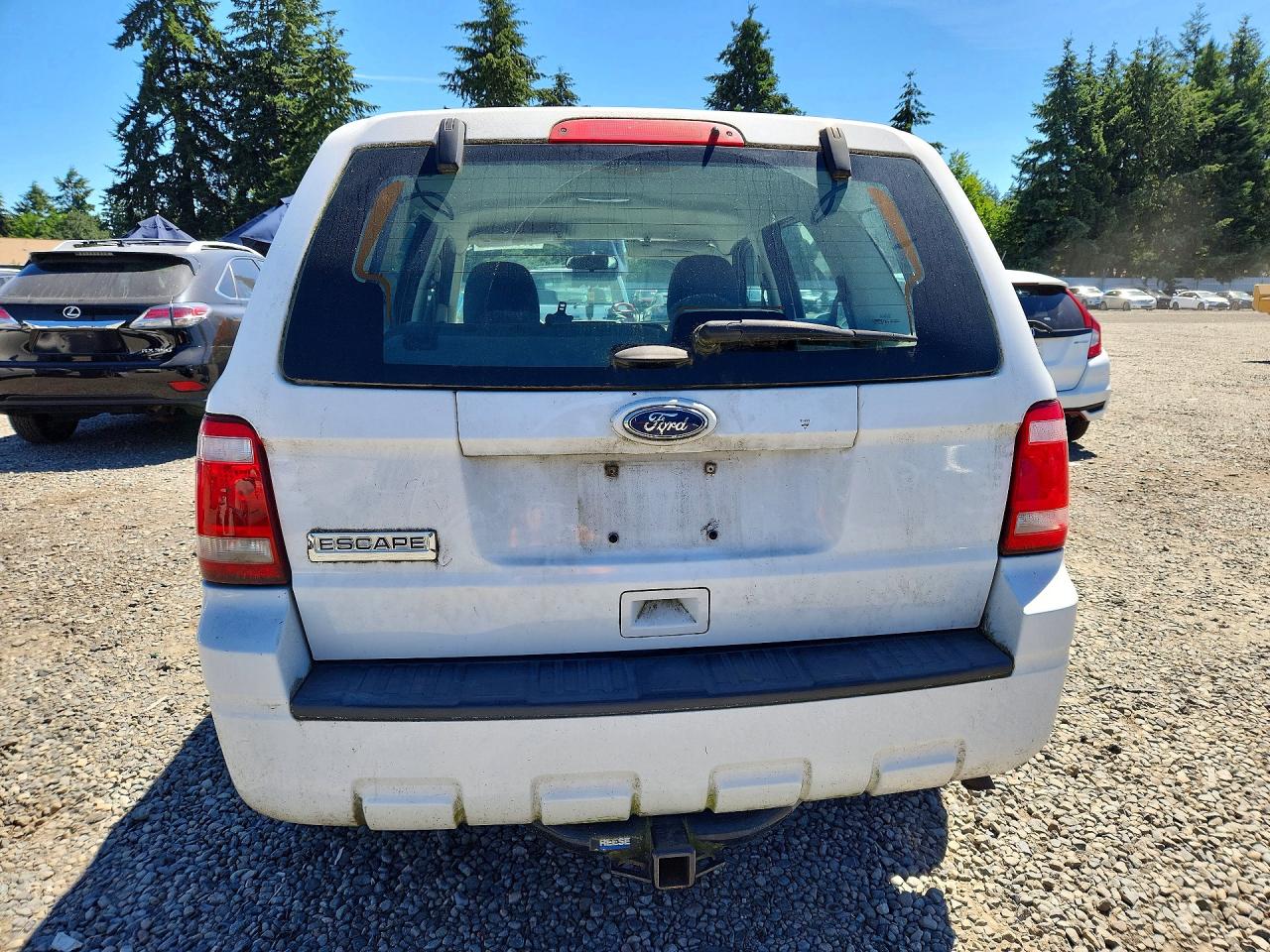 2011 Ford Escape Xls Белый vin: 1FMCU0C78BKB99764