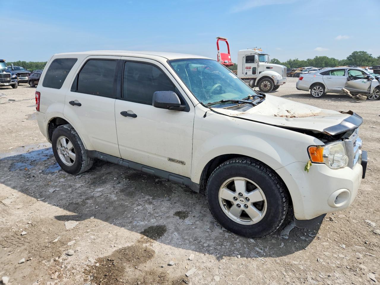 2011 Ford Escape Xls White vin: 1FMCU0C78BKC61700