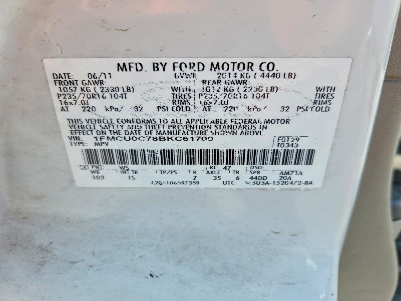 2011 Ford Escape Xls White vin: 1FMCU0C78BKC61700
