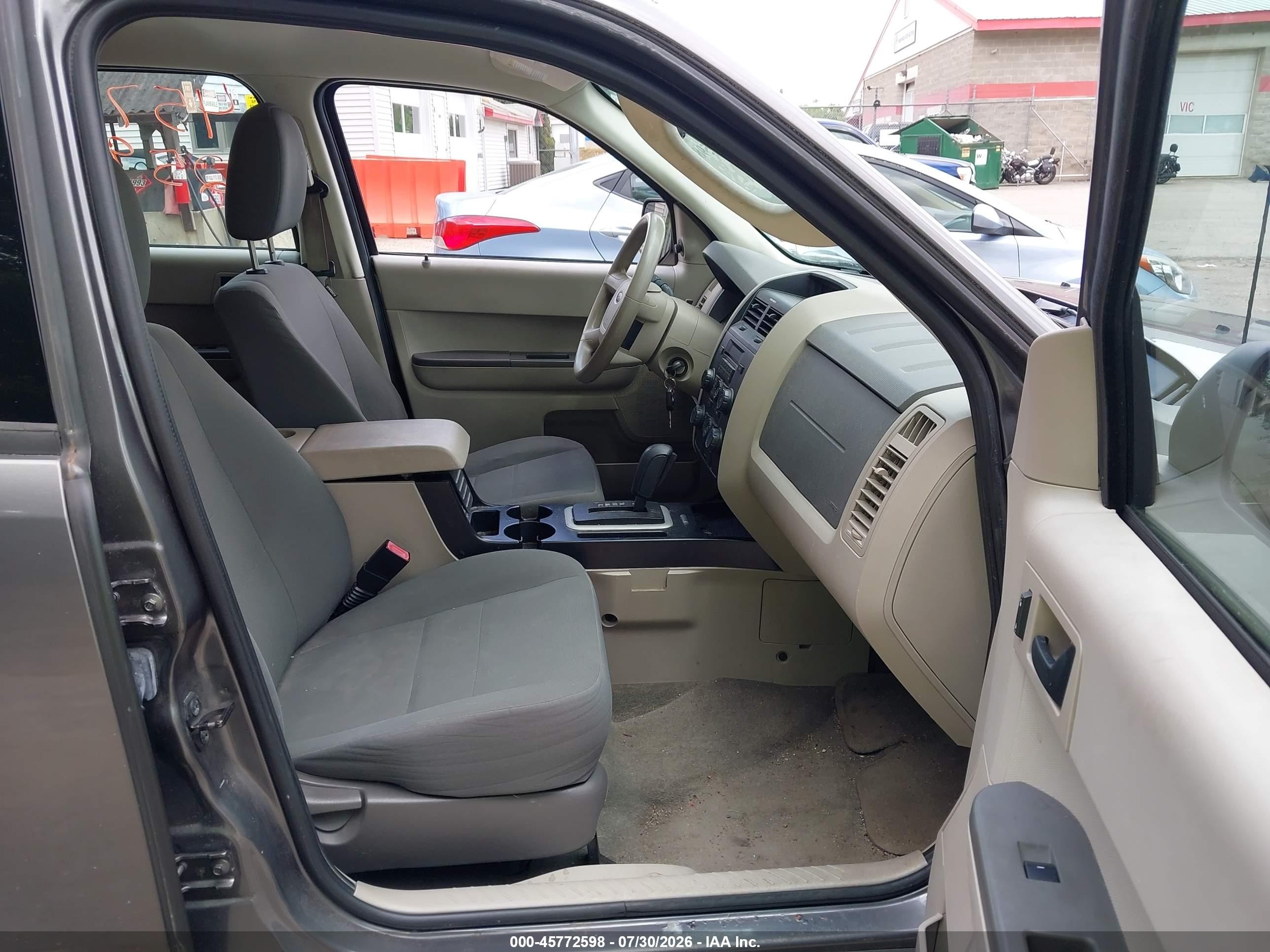 2012 Ford Escape Xls Gray vin: 1FMCU0C78CKA32029