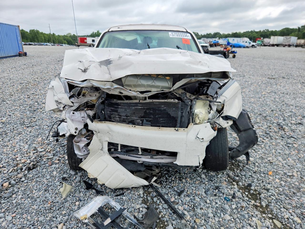 2010 Ford Escape Xls White vin: 1FMCU0C79AKD30943