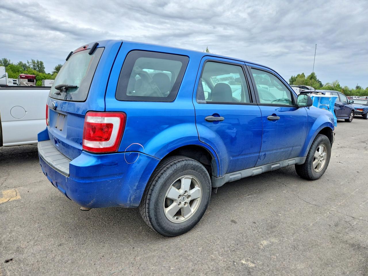 2012 Ford Escape Xls Blue vin: 1FMCU0C79CKC29355