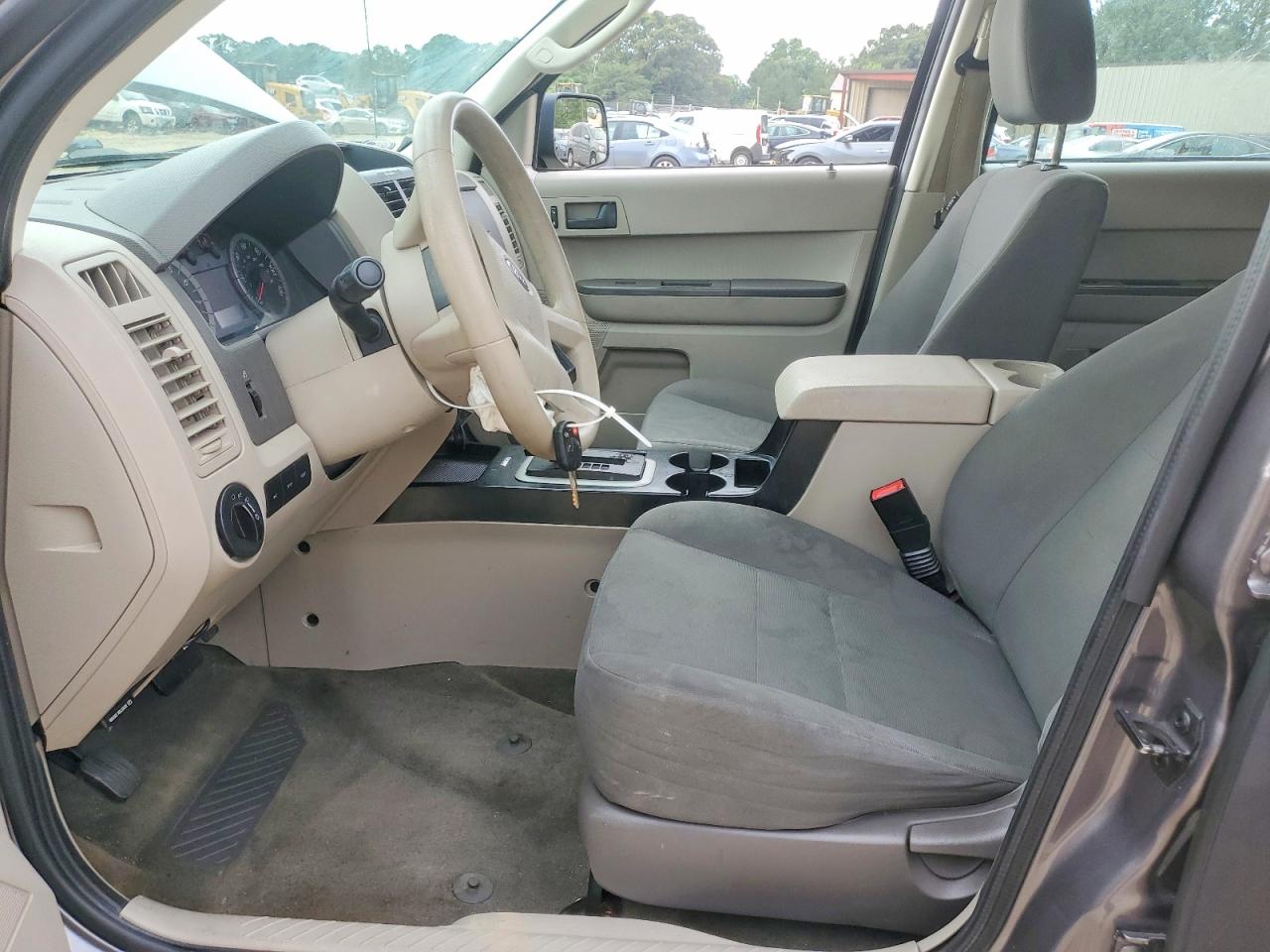 2011 Ford Escape Xls Gray vin: 1FMCU0C7XBKC29136