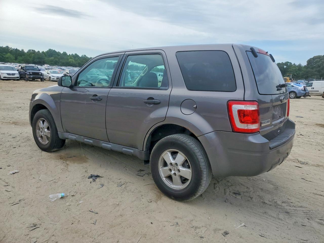 2011 Ford Escape Xls Gray vin: 1FMCU0C7XBKC29136
