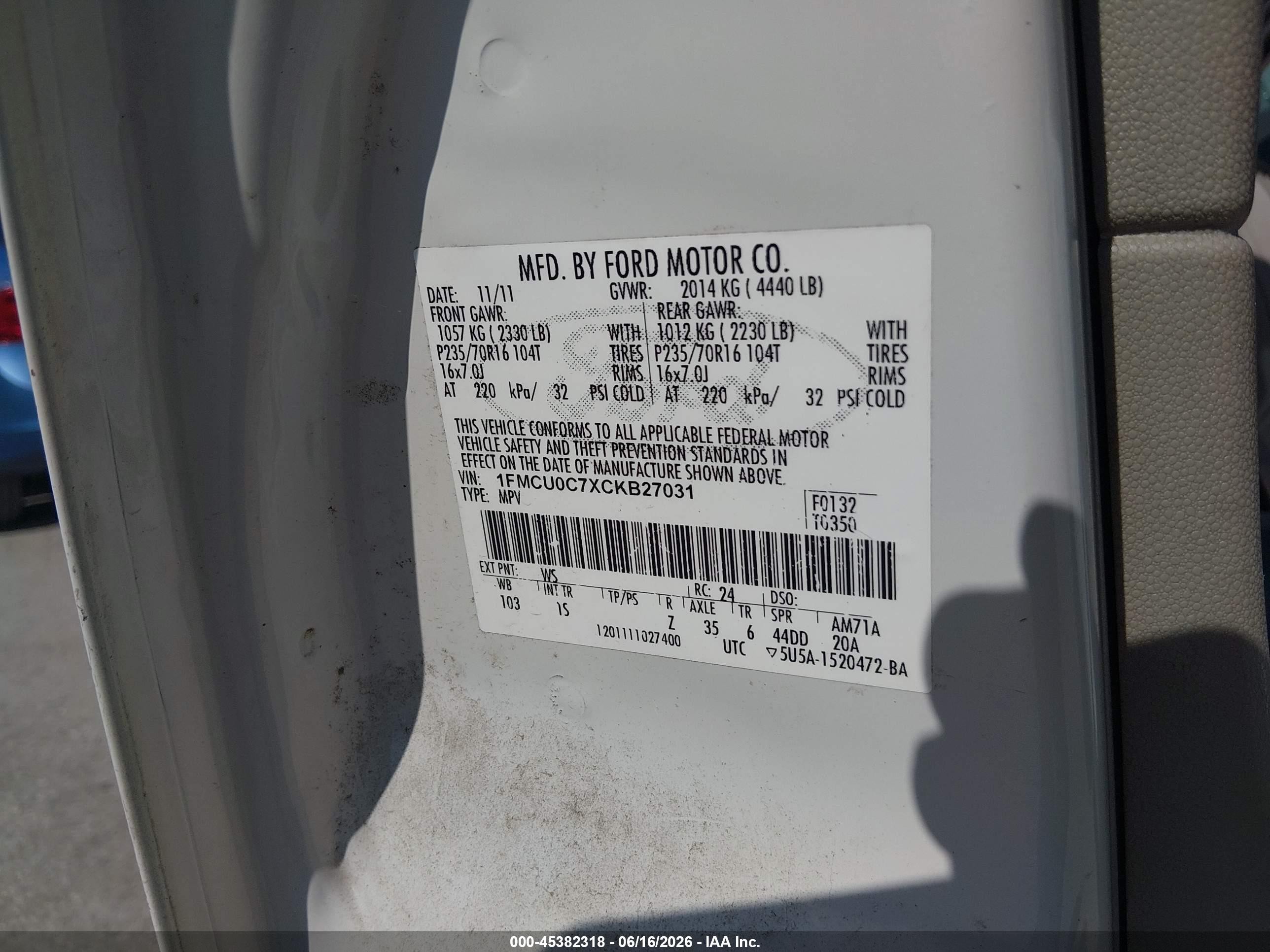 2012 Ford Escape Xls White vin: 1FMCU0C7XCKB27031