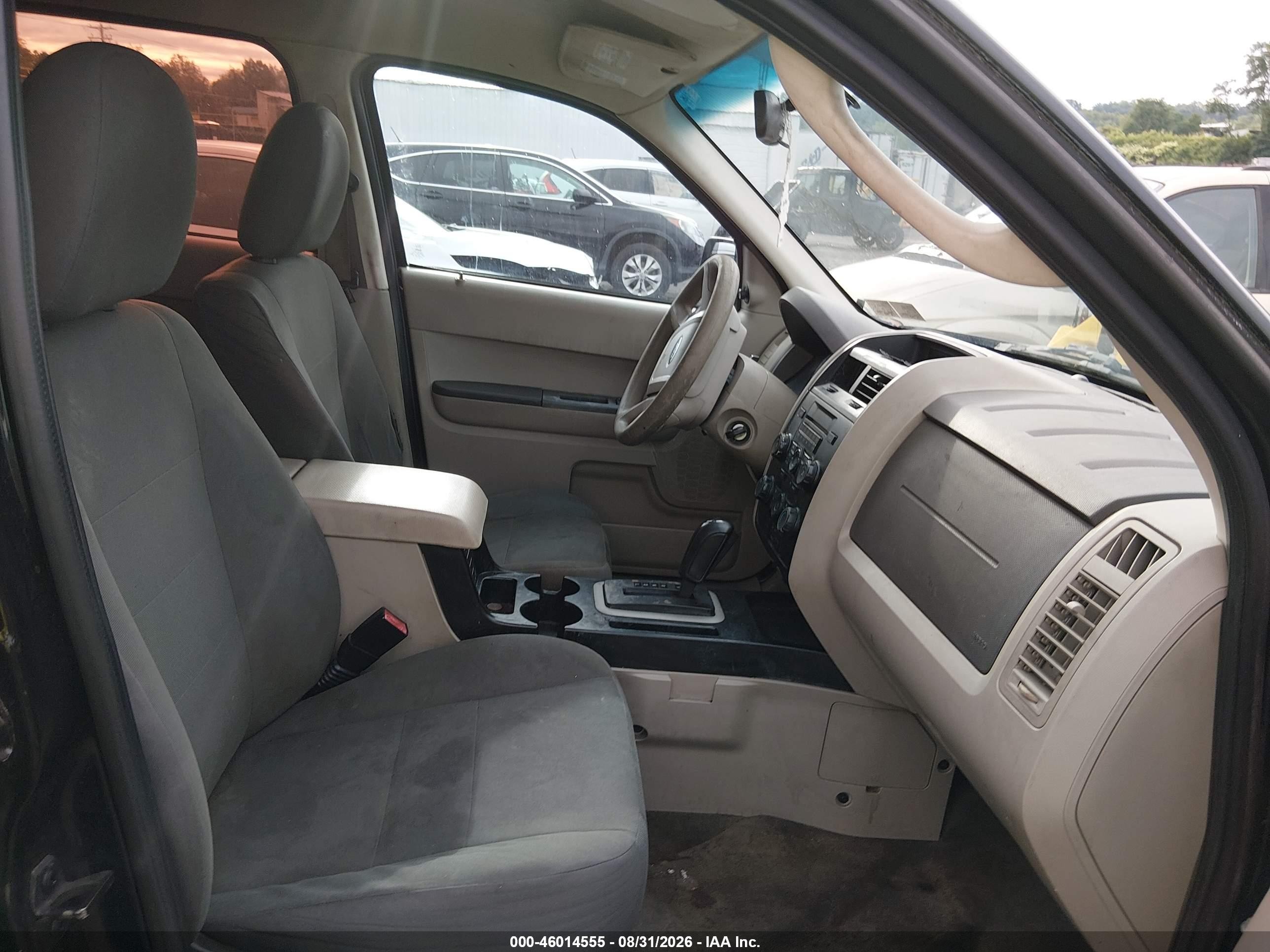 2012 Ford Escape Xls Black vin: 1FMCU0C7XCKC01631