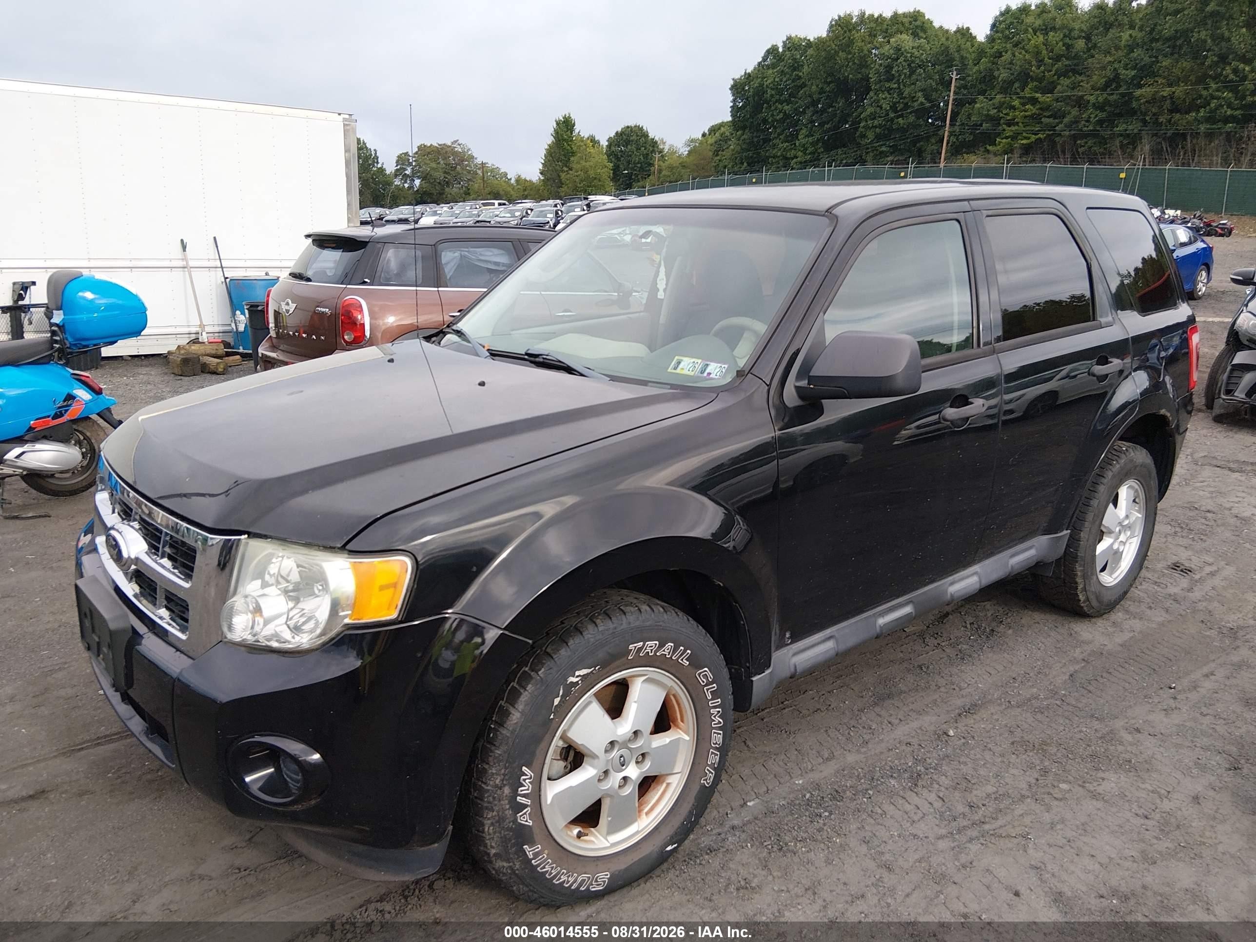 2012 Ford Escape Xls Black vin: 1FMCU0C7XCKC01631