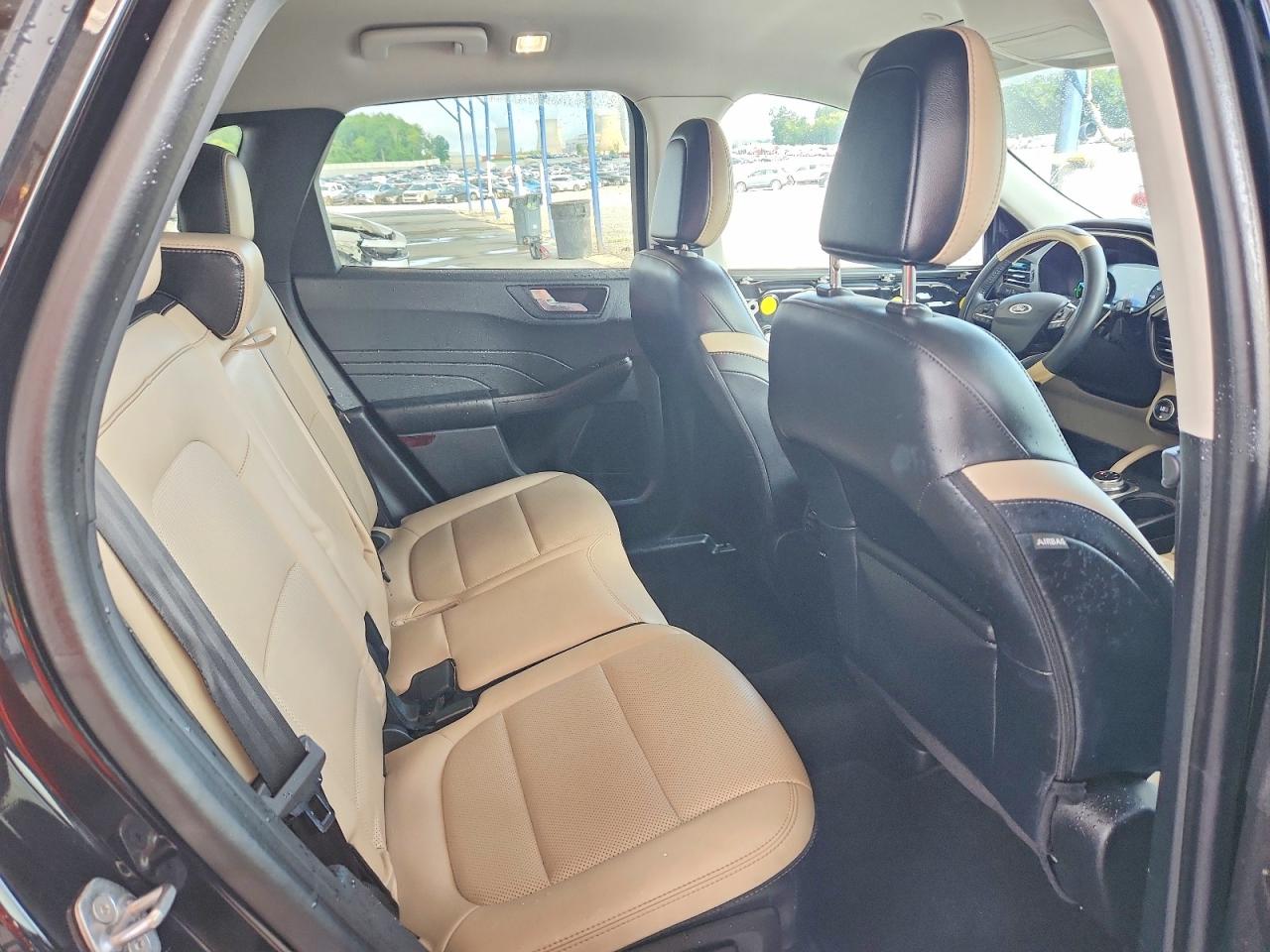 2021 Ford Escape Sel Черный vin: 1FMCU0CZXMUA39670