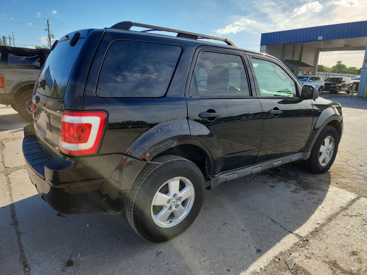 2010 Ford Escape Xlt Black vin: 1FMCU0D70AKA54750