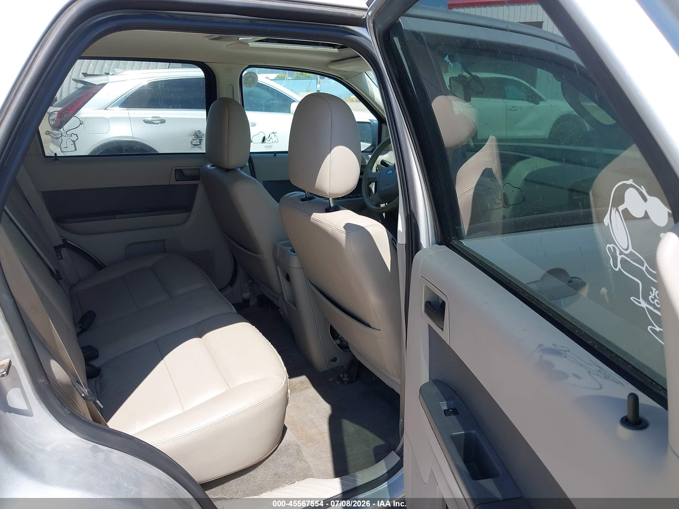2010 Ford Escape Xlt Silver vin: 1FMCU0D70AKA77428
