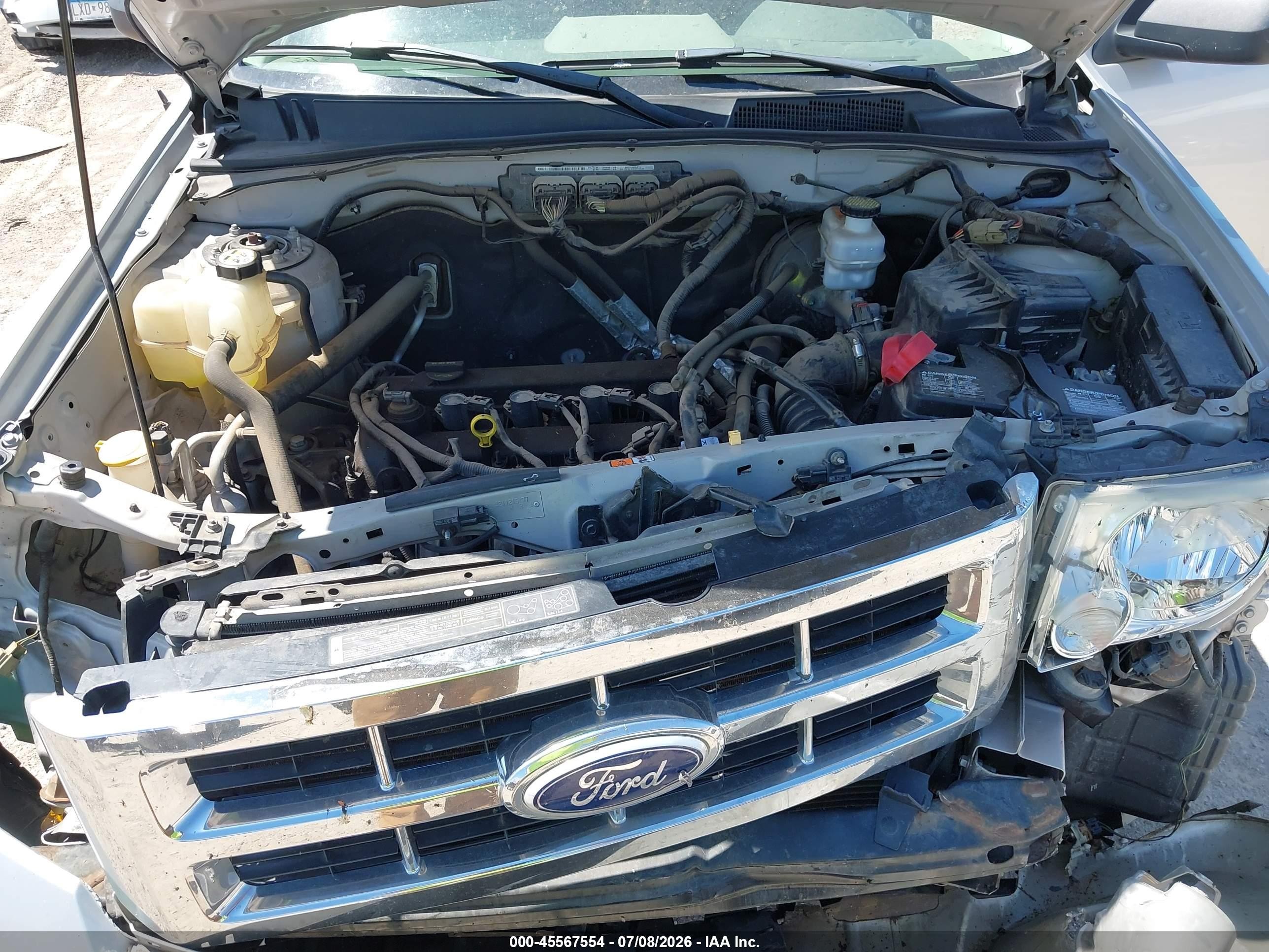 2010 Ford Escape Xlt Silver vin: 1FMCU0D70AKA77428