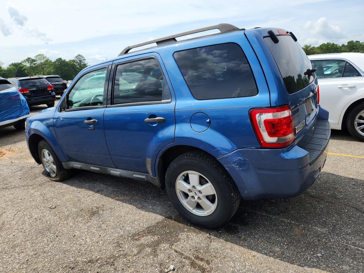 2010 Ford Escape Xlt Blue vin: 1FMCU0D70AKB00920