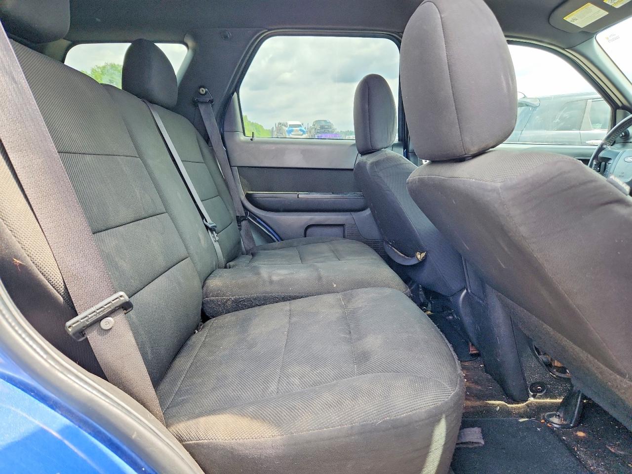 2010 Ford Escape Xlt Blue vin: 1FMCU0D70AKB00920