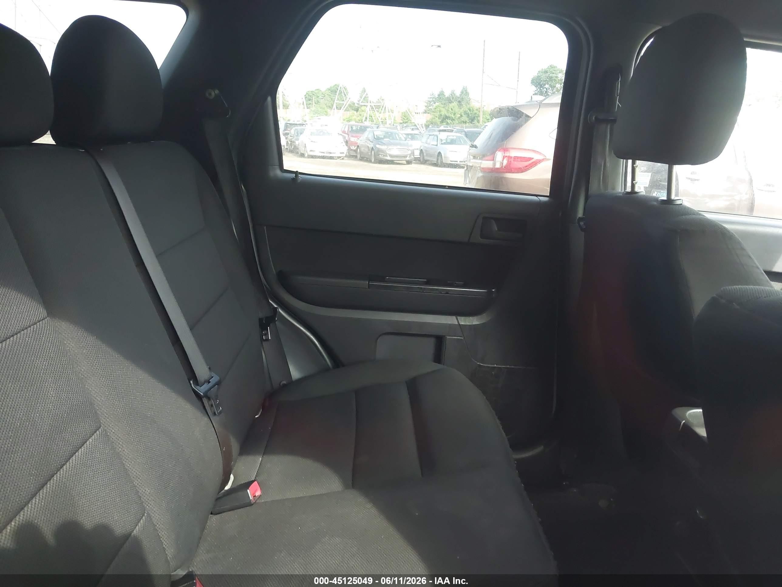 2010 Ford Escape Xlt Silver vin: 1FMCU0D70AKB01145