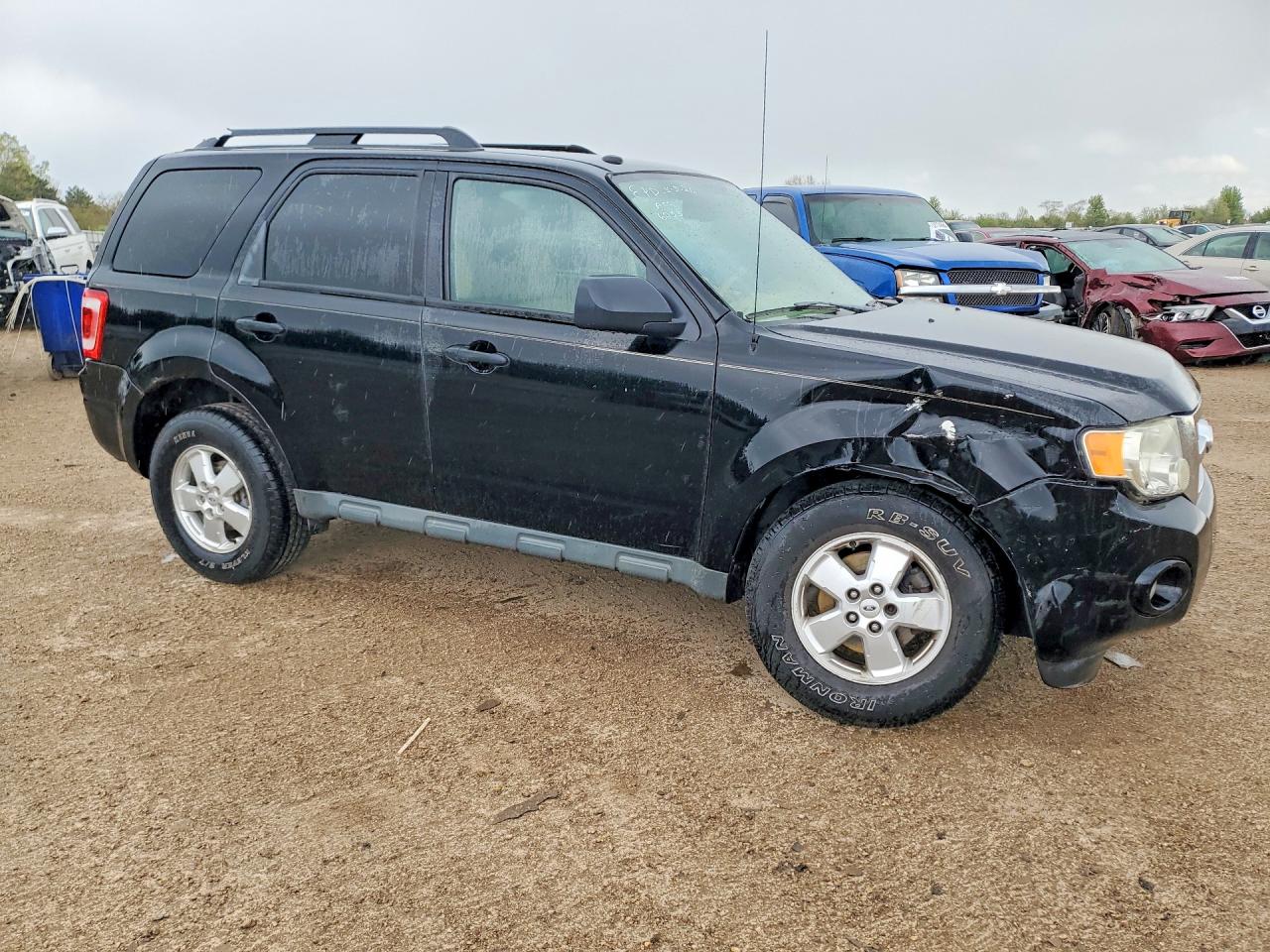 2010 Ford Escape Xlt Black vin: 1FMCU0D70AKC17560